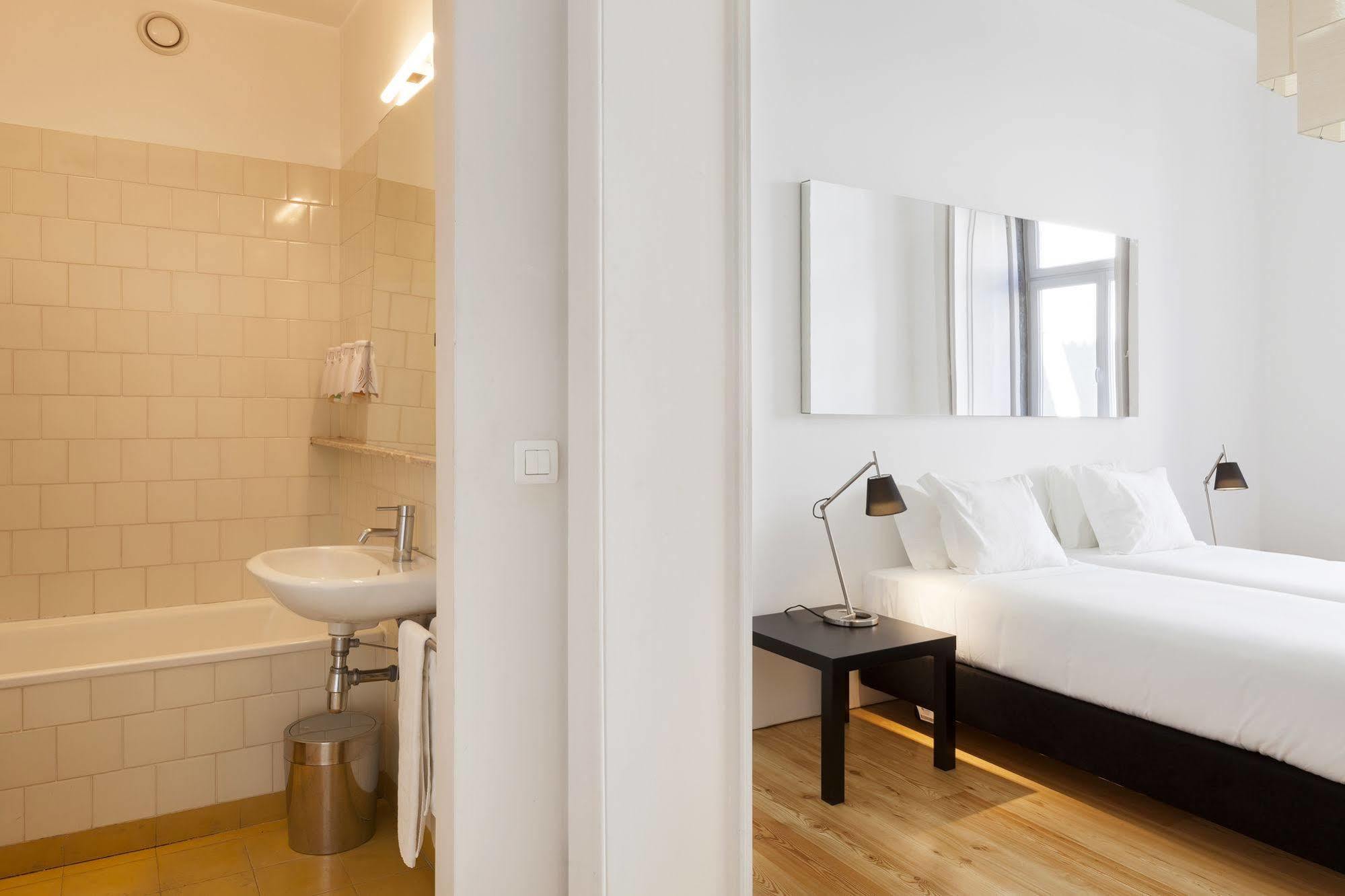 Freedom Serviced Apartments - Cais Do Sodre Lisboa Exterior foto